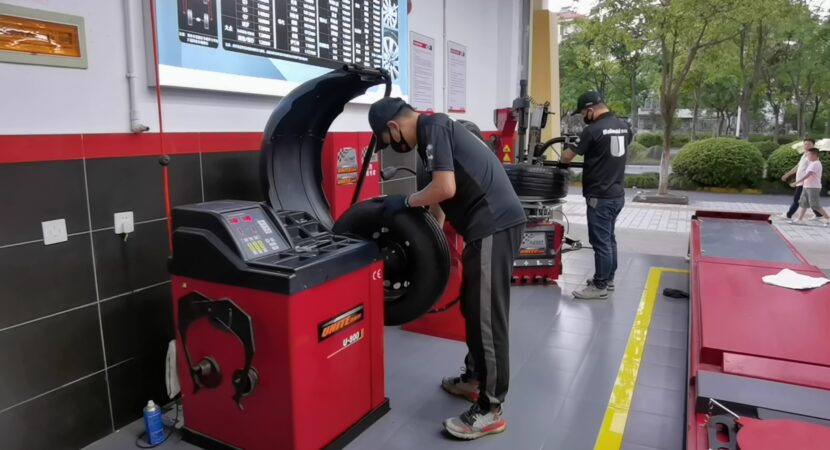 Are you looking for a guide to the items your new shop will need on day one? Get started with this auto repair shop equipment list.